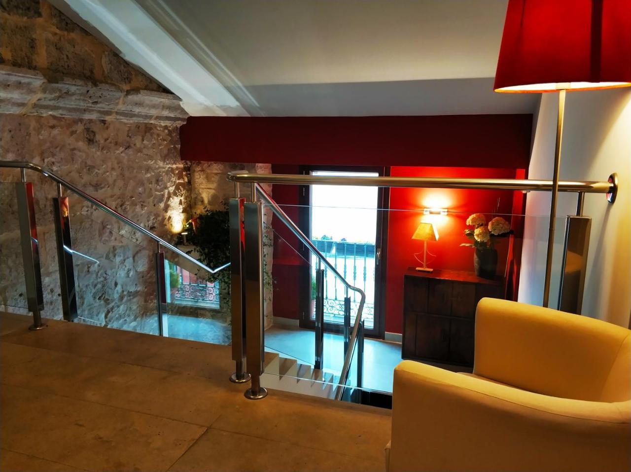Hotel Puerta Del Arco Tudela de Duero Exterior foto